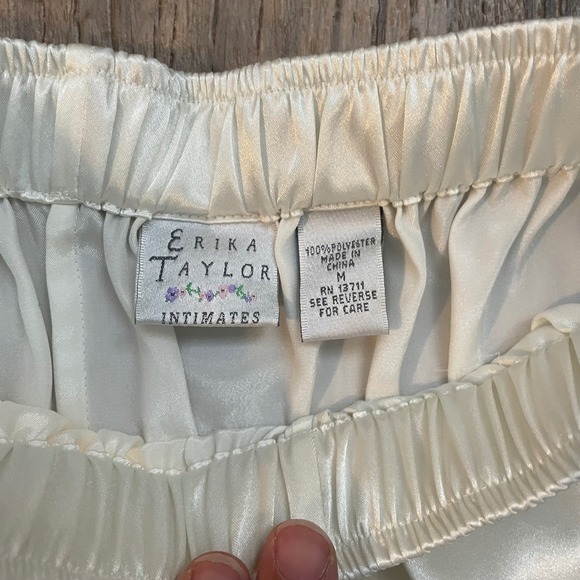 Erika Taylor Intimates Ivory Paisley Pajama Set Top Shorts M - Picture 6 of 8